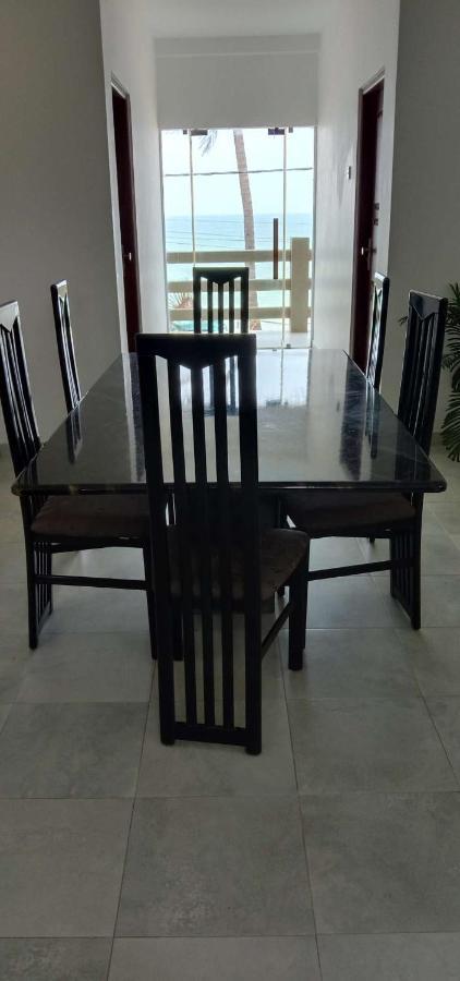 Amssler Beach Stay Kalutara Exterior photo