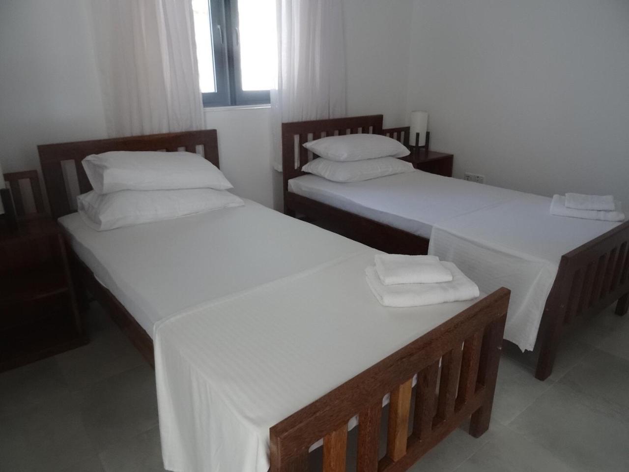 Amssler Beach Stay Kalutara Exterior photo
