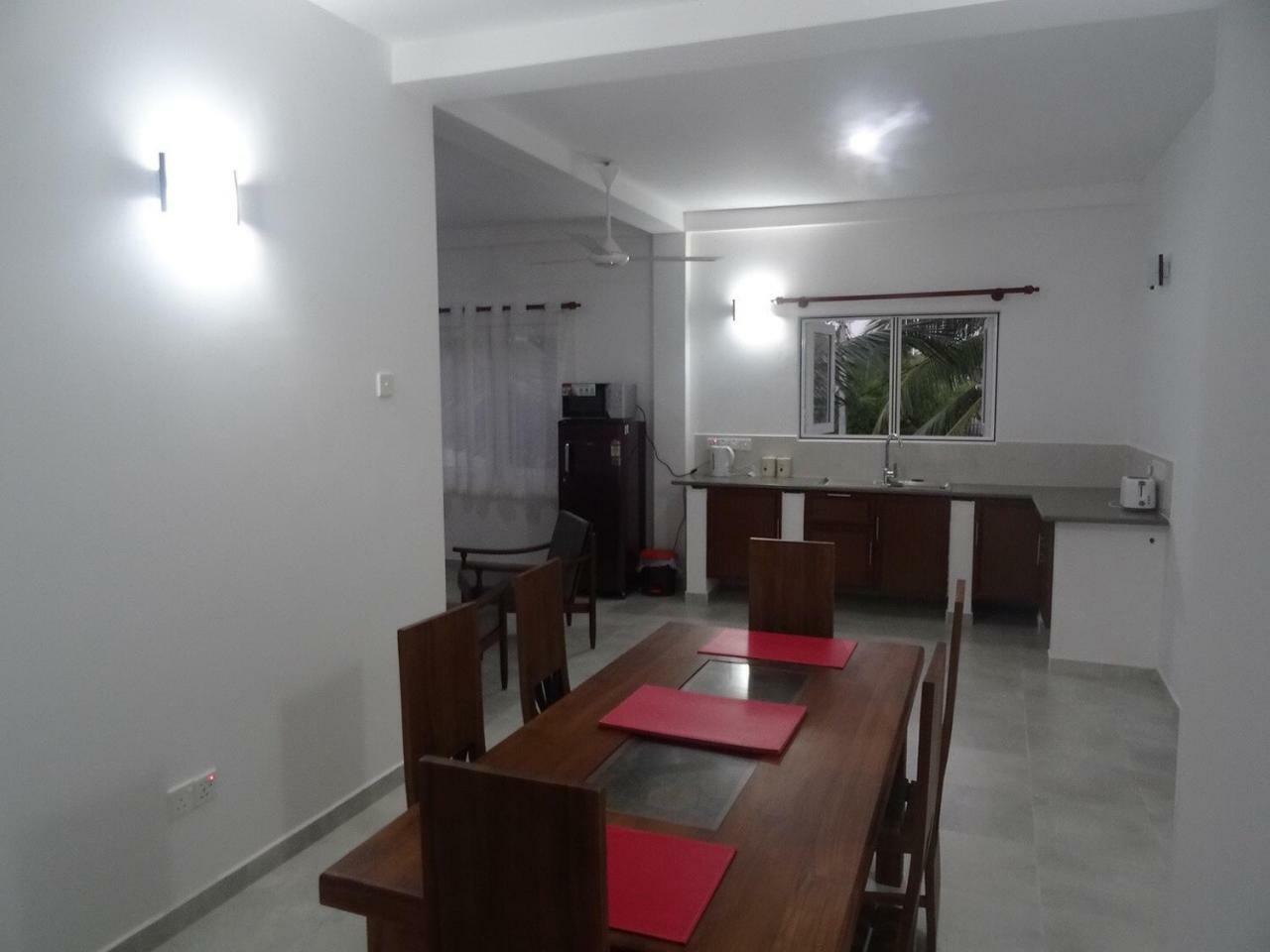 Amssler Beach Stay Kalutara Exterior photo