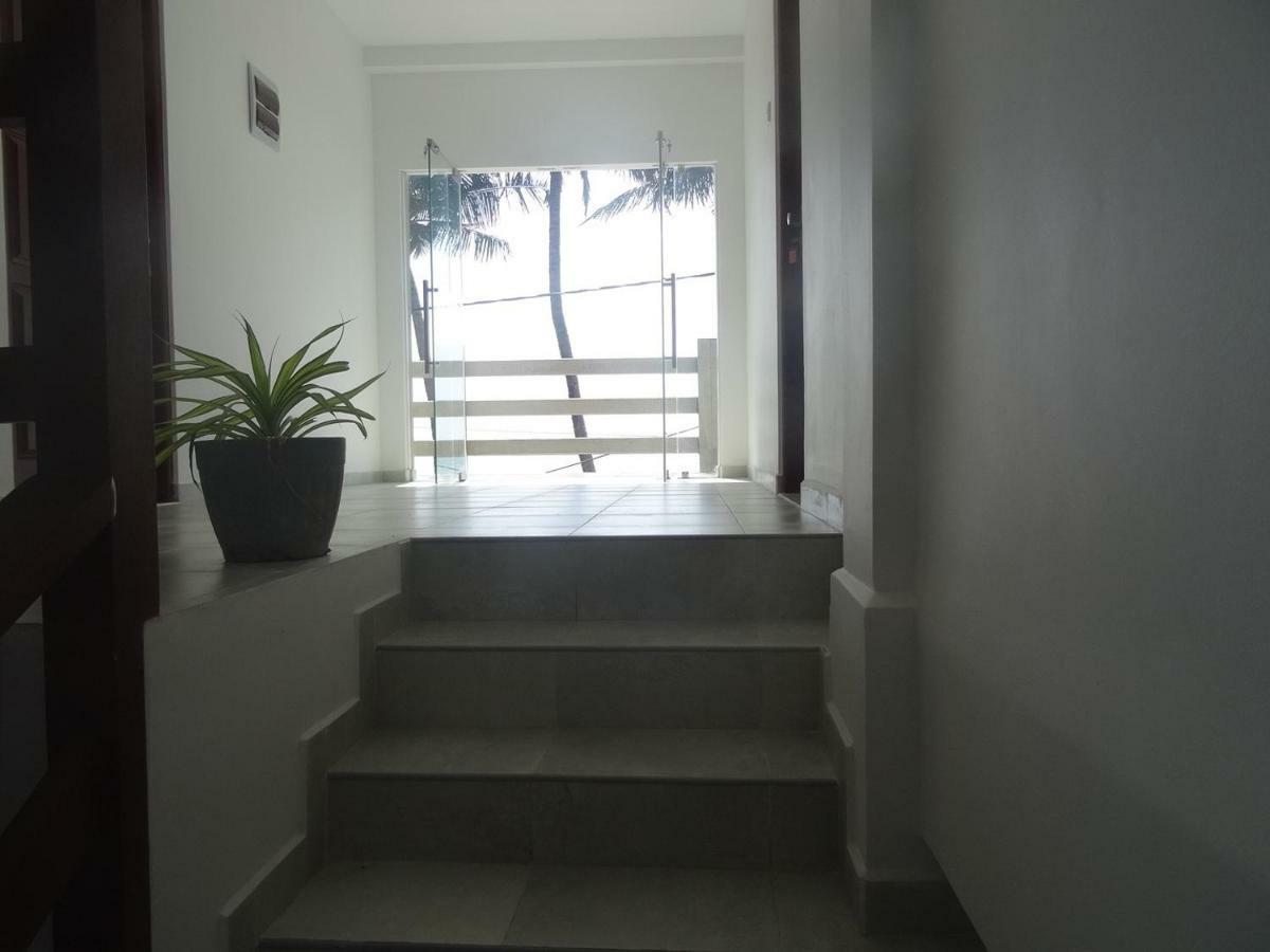 Amssler Beach Stay Kalutara Exterior photo